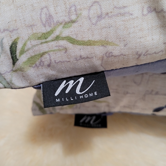 MILLI HOME | Linen Blend Reversible Lavender Themed Throw Pillow - Picture 3 of 7